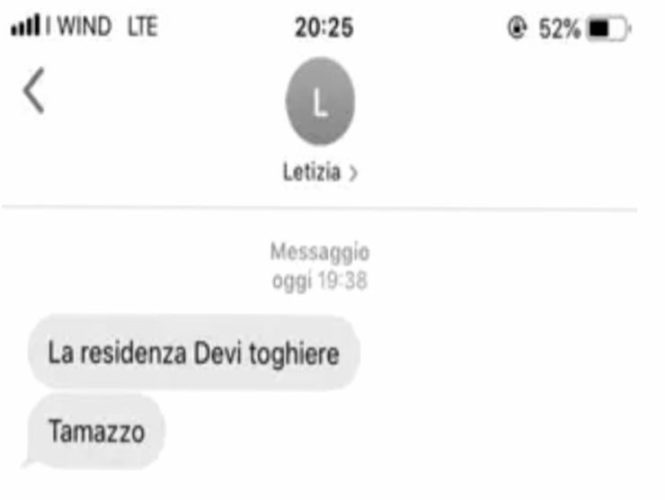 Uno degli SMS inviati a Stefano Lo Piccolo