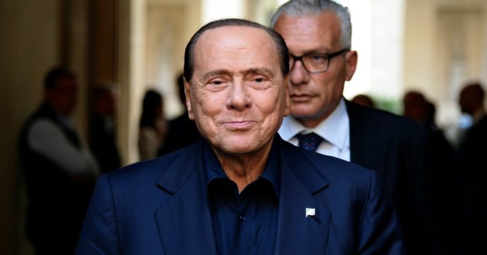 Silvio Berlusconi positivo al coronavirus, è in isolamento ad Arcore 