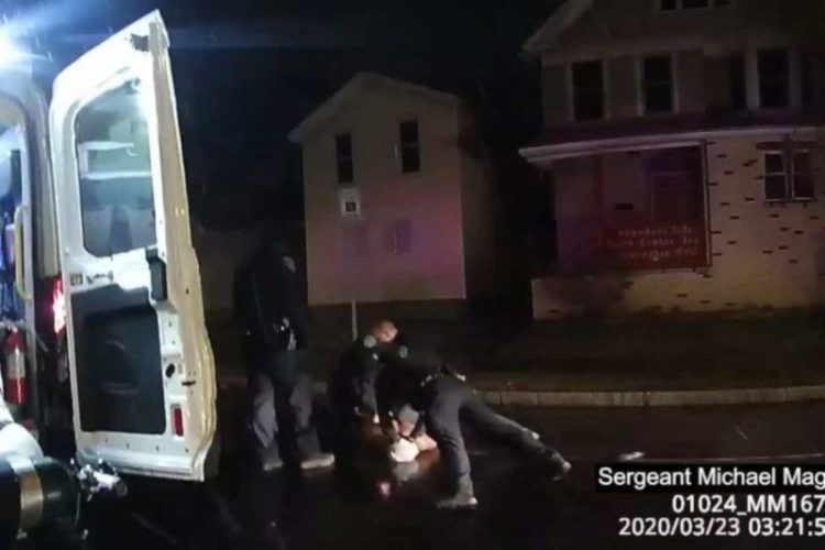 afroamericano asfissia polizia