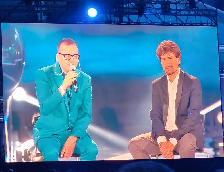 Gigi D'Alessio concerto in Piazza del Plebiscito a Napoli