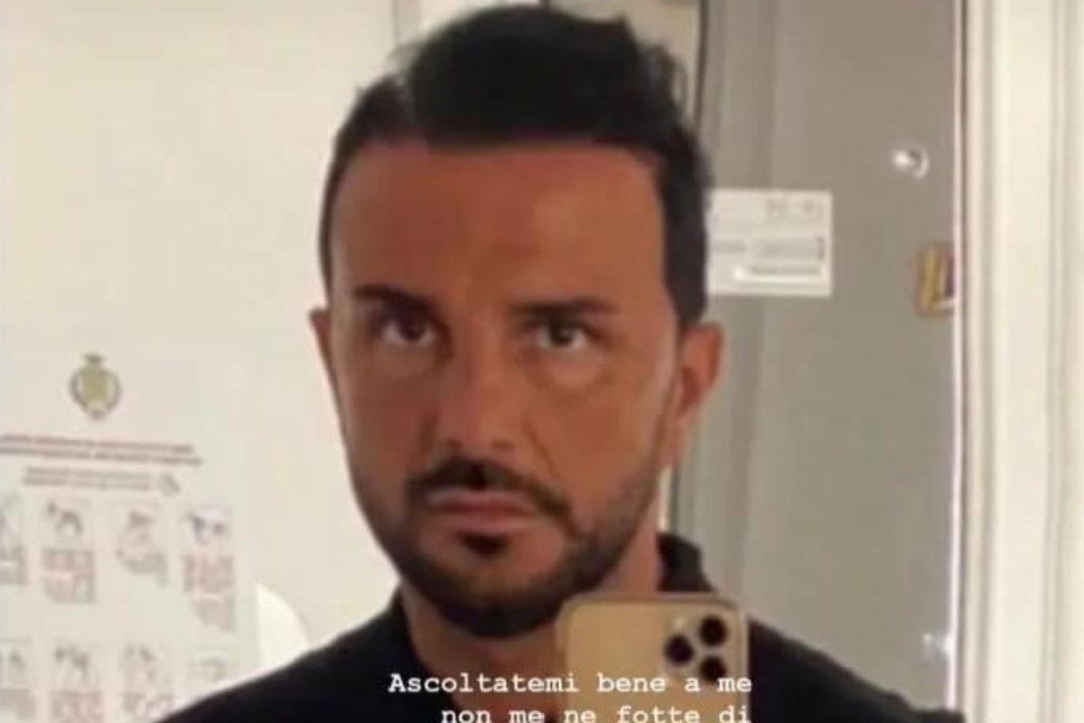 Napoli titolare nota pizzeria gay pervertiti torturano bambini