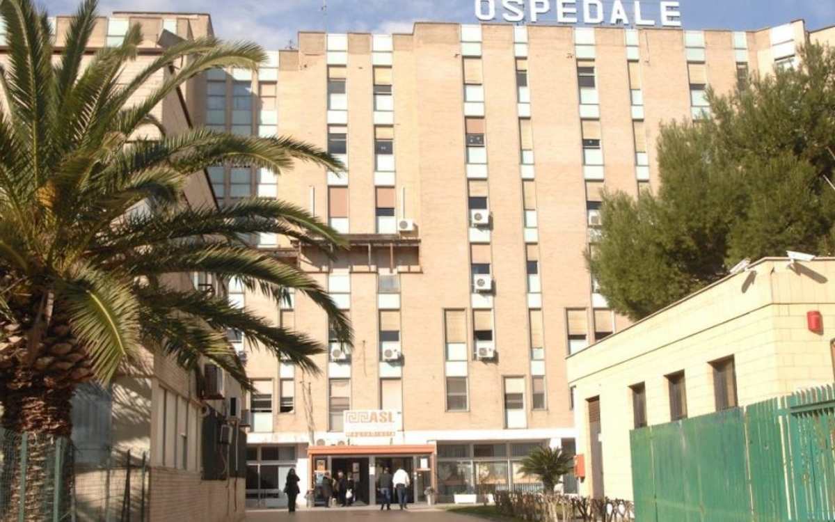 Crotone. Cesareo negato: bimbo nato morto in ospedale