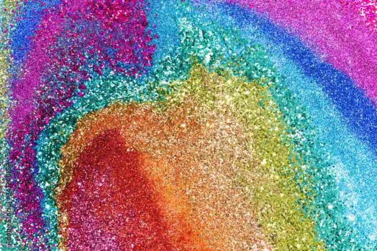 La fine dei glitter. L'Europa ne vieta la vendita dal 15 ottobre, ecco perché