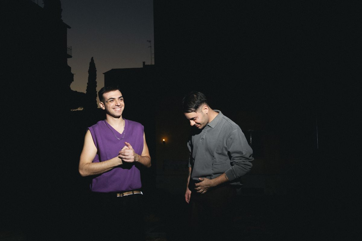 "Fidare" è il nuovo singolo dei Sierra, il duo romano dalla penna tagliente