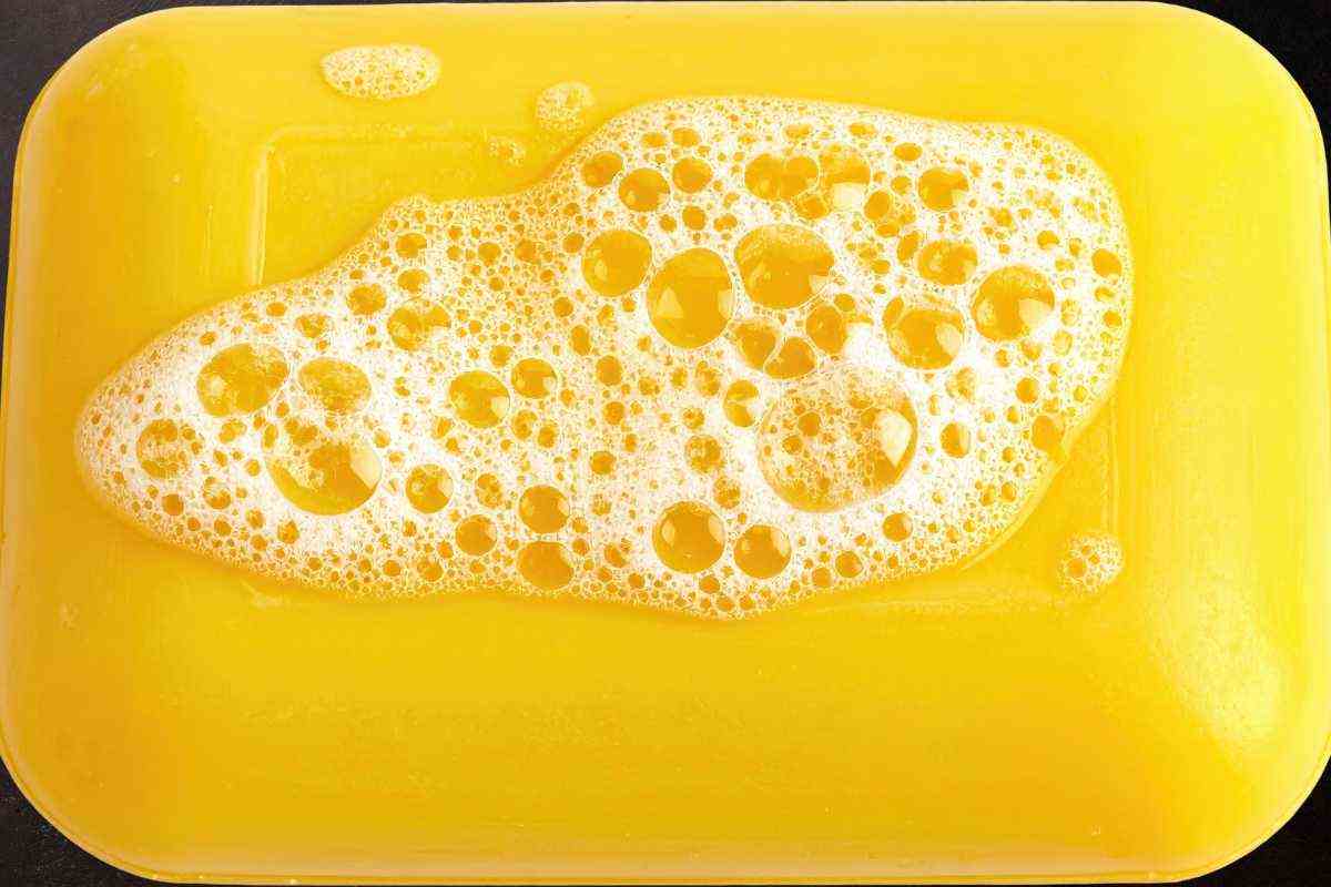 sapone giallo 