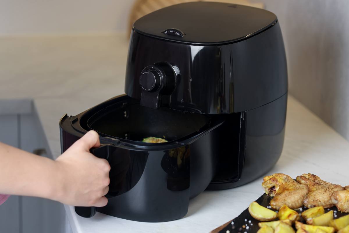 Forse ci penserai due volte prima di usare la friggitrice ad aria